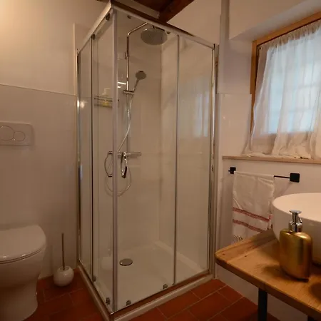 Le Dell'albero Bianco Con Uso Cucina 3*