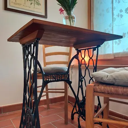 Le Dell'albero Bianco Con Uso Cucina Casa de hóspedes